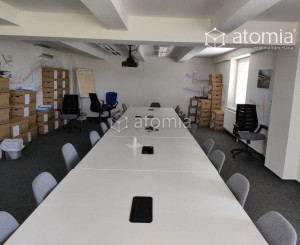 Na prenájom kancelárie pri hlavnej ceste