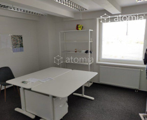 Na prenájom kancelárie pri hlavnej ceste