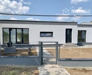 5 - izbový rodinný dom v obci Seňa