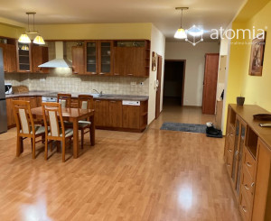 Zariadený 3-izbový byt v novostavbe pri Auparku na prenájom