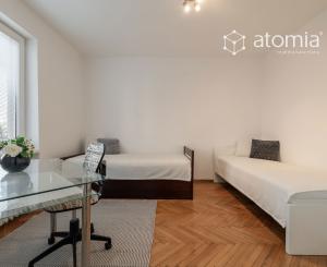 Predaj 2 izbový tehlový byt balkón výťah  Košice I. - Sever