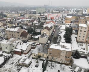 Veľký 3 izbový byt blízko centra