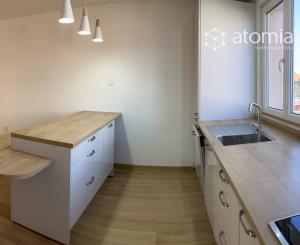 Na prenájom moderný úplne prerobený nezariadený 3-izbový byt