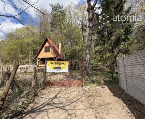 Na predaj pozemok v Myslave na okraji lesa