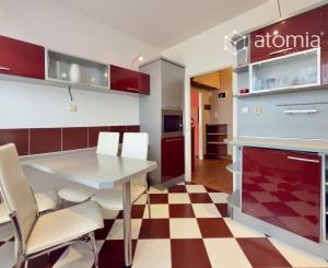 ZNÍŽENÁ CENA - 2 izbový byt, Popradská, Košice – Západ