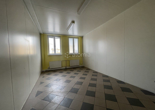 Na prenájom podnikateľské priestory