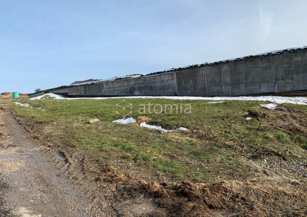 Na predaj pozemok v Rozhanovciach