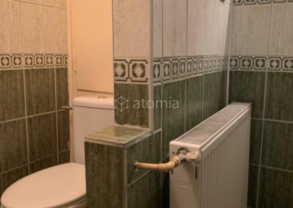 PREDANÉ - Priestranný 2 izbový tehlový byt s balkónom