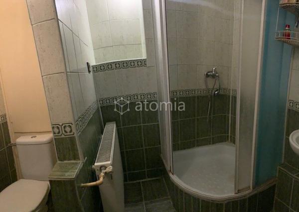 PREDANÉ - Priestranný 2 izbový tehlový byt s balkónom