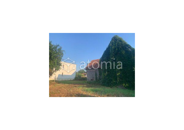 Hrubá stavba domu na ideálnom pozemku, platné stav.povolenie