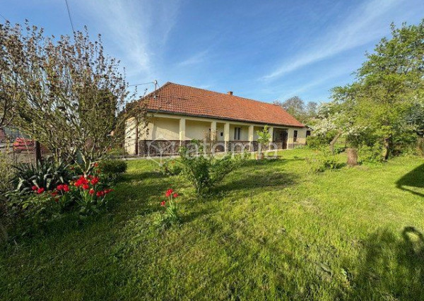 Pekný rodinný gazdovský dom v blízkosti Košíc  - REZERVOVANÉ!