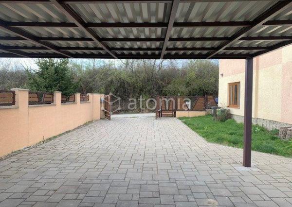 PREDANÉ - Predaj rodinný dom  MČ - Košice II. - Poľov MHD