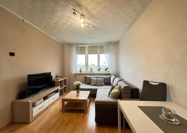 Pekný 2 izbový byt po rekonštrukcii v blízkosti centra mesta