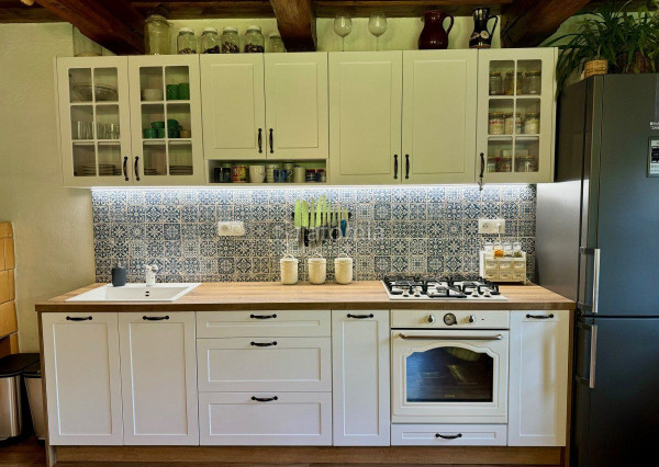 PREDANÉ !  Pekný vidiecky dom po rek.  Zlatá Idka