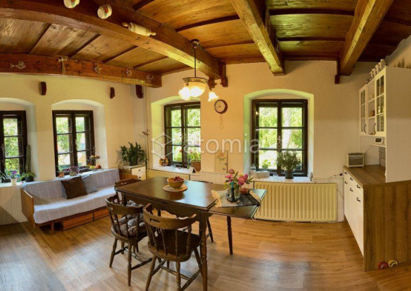 PREDANÉ !  Pekný vidiecky dom po rek.  Zlatá Idka