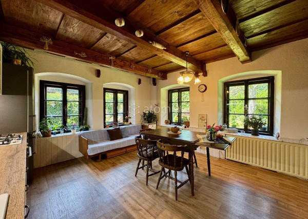 PREDANÉ !  Pekný vidiecky dom po rek.  Zlatá Idka