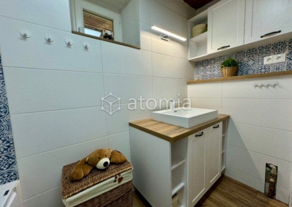 PREDANÉ !  Pekný vidiecky dom po rek.  Zlatá Idka