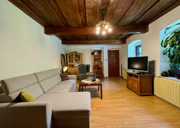 PREDANÉ !  Pekný vidiecky dom po rek.  Zlatá Idka