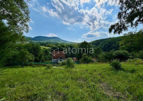 Pozemok Slanská Huta - TICHÁ LOKALITA, PEKNÝ VÝHĽAD