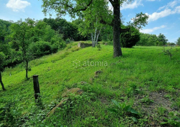 Pozemok Slanská Huta - TICHÁ LOKALITA, PEKNÝ VÝHĽAD