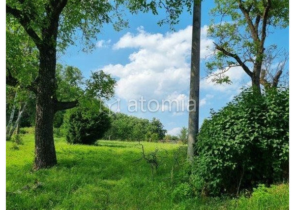 Pozemok Slanská Huta - TICHÁ LOKALITA, PEKNÝ VÝHĽAD