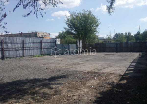 Na prenájom priemyselný pozemok