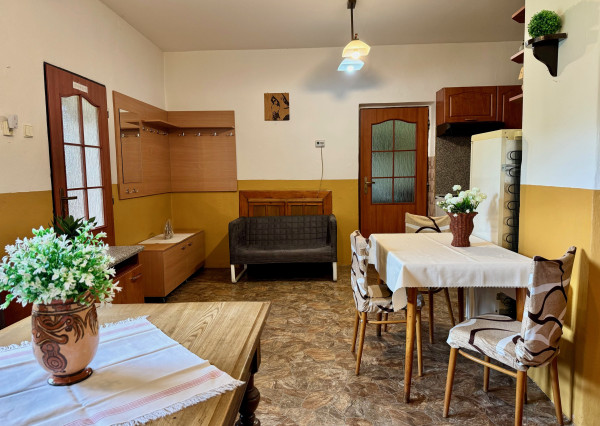 Predaj  - Vyšná Myšľa, gazdovský rodinný dom  REZERVOVANÉ