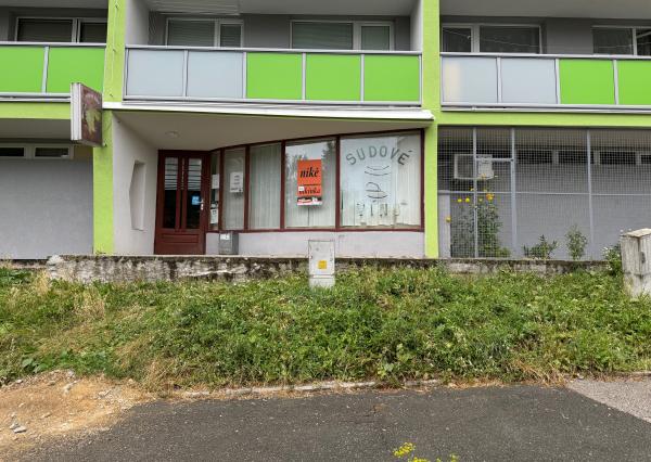 Odstúpenie priestorov na prenájom na obchod a služby - Furča