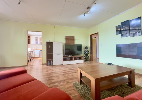 Rezervované - VALALIKY - 3-izbový byt s balkónom