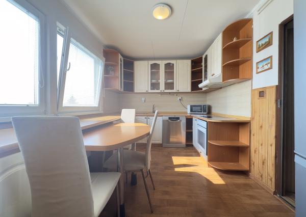 Rezervované - VALALIKY - 3-izbový byt s balkónom