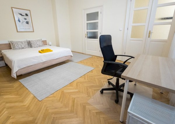 Na prenájom byt v centre mesta