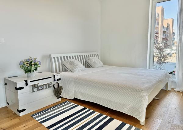 Novostavba predaj  2 izb. byt, terasa, 2 sklady  REZERVOVANÉ