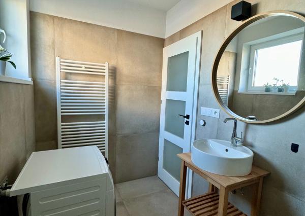 Novostavba predaj  2 izb. byt, terasa, 2 sklady  REZERVOVANÉ