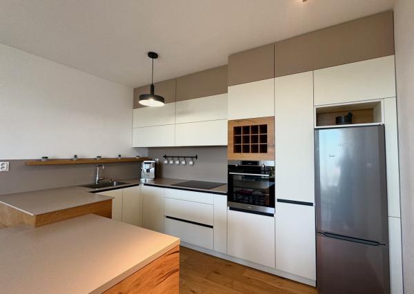 Novostavba predaj  2 izb. byt, terasa, 2 sklady  REZERVOVANÉ