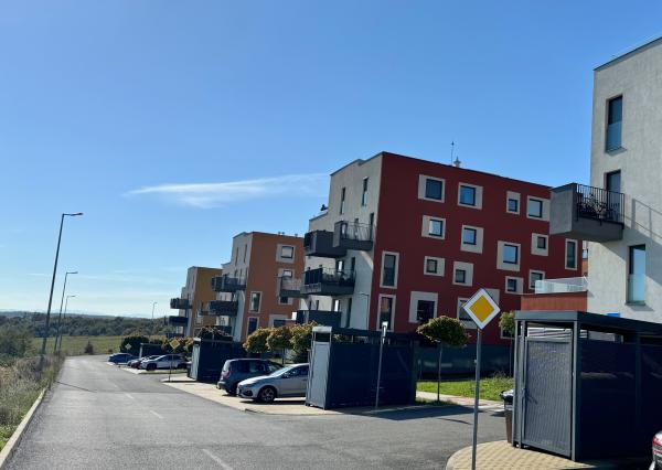 Novostavba predaj  2 izb. byt, terasa, 2 sklady  REZERVOVANÉ