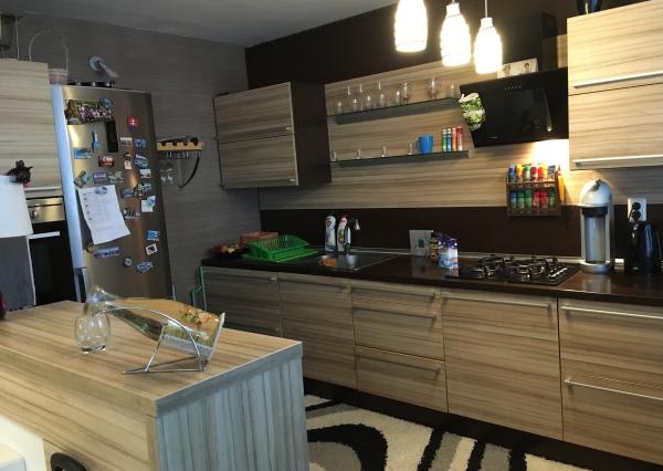 Zariadený 3-izbový byt na Adlerovej, 70m2 + veľká loggia