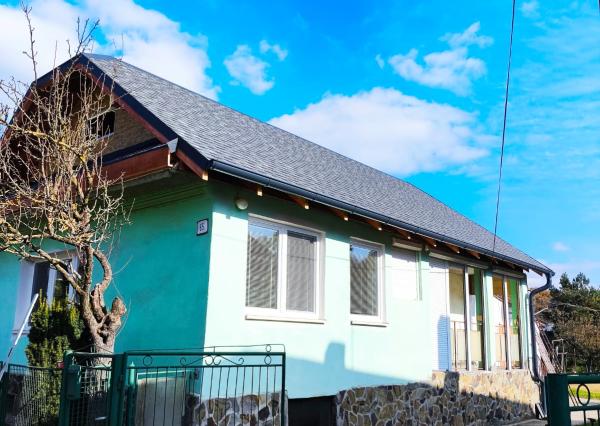 Dom-Čakanovce-Bidovce 25km od Košíc- DIALNICA, NOVÁ STRECHA