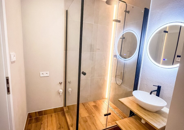 Zrekonštruovaný 3-izbový byt v Medzeve