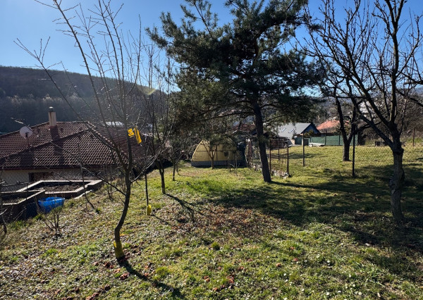 Predaj dom - nebytová budova, pozemok  607 m2, Nižný Klátov