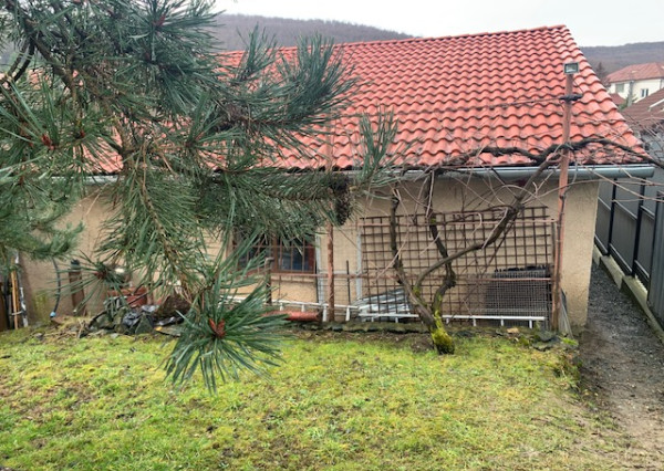 Predaj dom - nebytová budova, pozemok  607 m2, Nižný Klátov