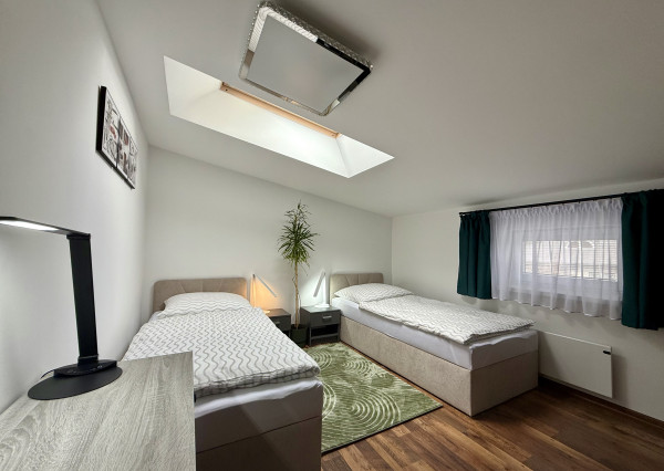 PRENÁJOM - 3-izbový byt, Urbánkova, Košice