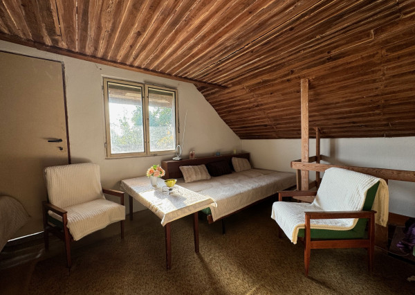 Predaj  pozemku  s chatou v Kavečanoch,  Košice I. - Sever