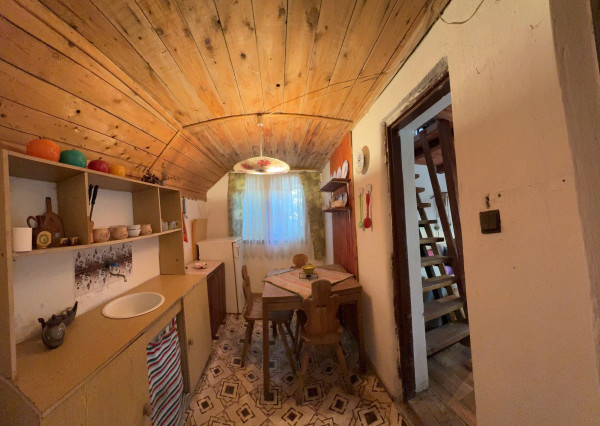 Predaj  pozemku  s chatou v Kavečanoch,  Košice I. - Sever