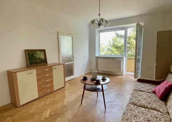 2 izbový byt  Podhradová