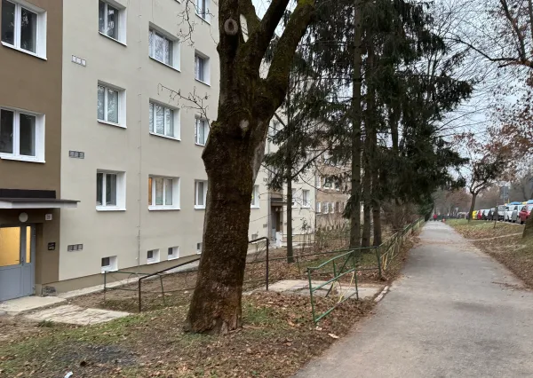 2 izbový byt  Podhradová