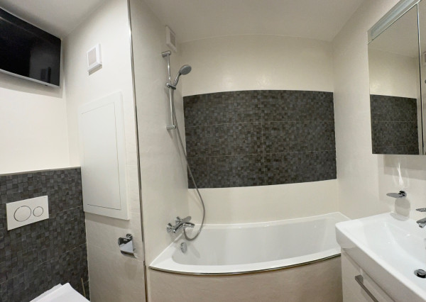 Pekný 2 izbový byt po novej rekonštrukcii na prenájom