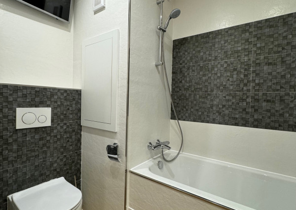 Pekný 2 izbový byt po novej rekonštrukcii na prenájom