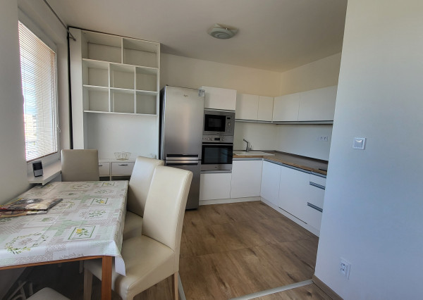 3 izbový byt na prenájom po rek.  MČ - Košice - Západ Terasa