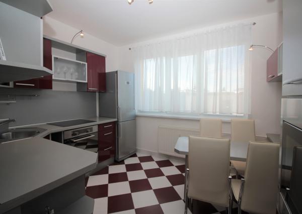 PRENÁJOM - 2-izbový byt, Popradská, Košice