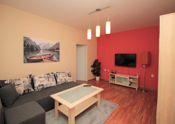 PRENÁJOM - 2-izbový byt, Popradská, Košice